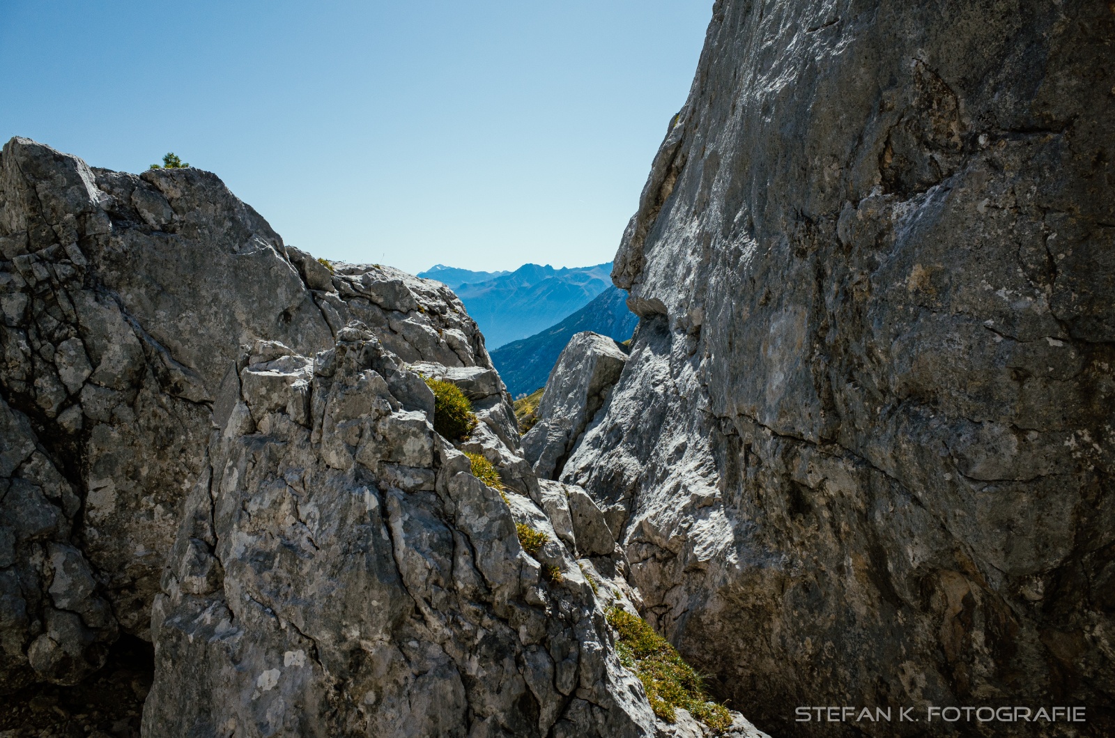 Blick durch's Felsgewirr